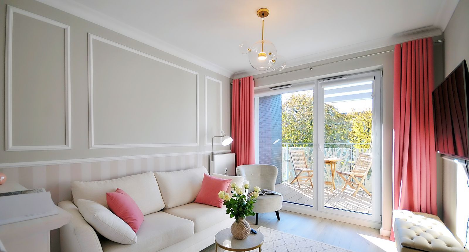 Deluxe Apartment, 1 Queen Bed with Sofa bed, Pool Access, Park View (NTA405) | Living area | 42-inch flat-screen TV with cable channels, TV, toys