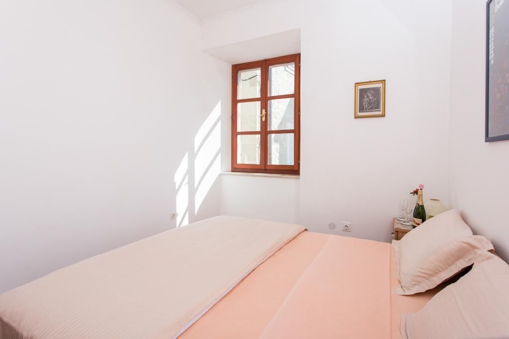 Photo - Rooms Lovrijenac