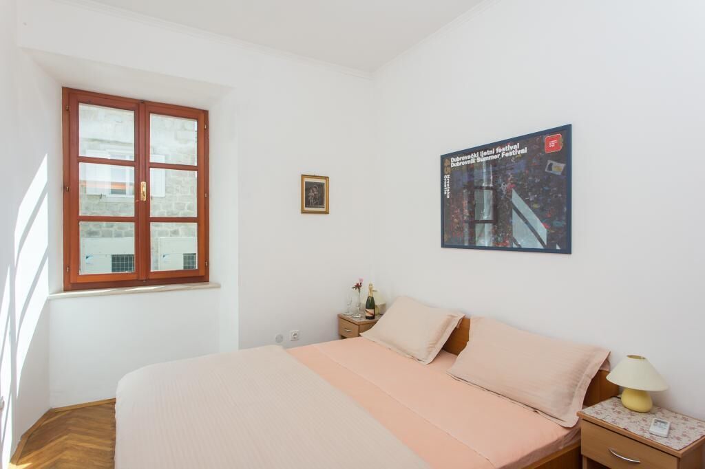 Photo - Rooms Lovrijenac