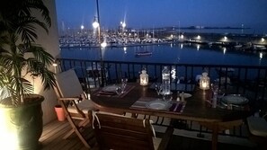 تناول الطعام بالخارج