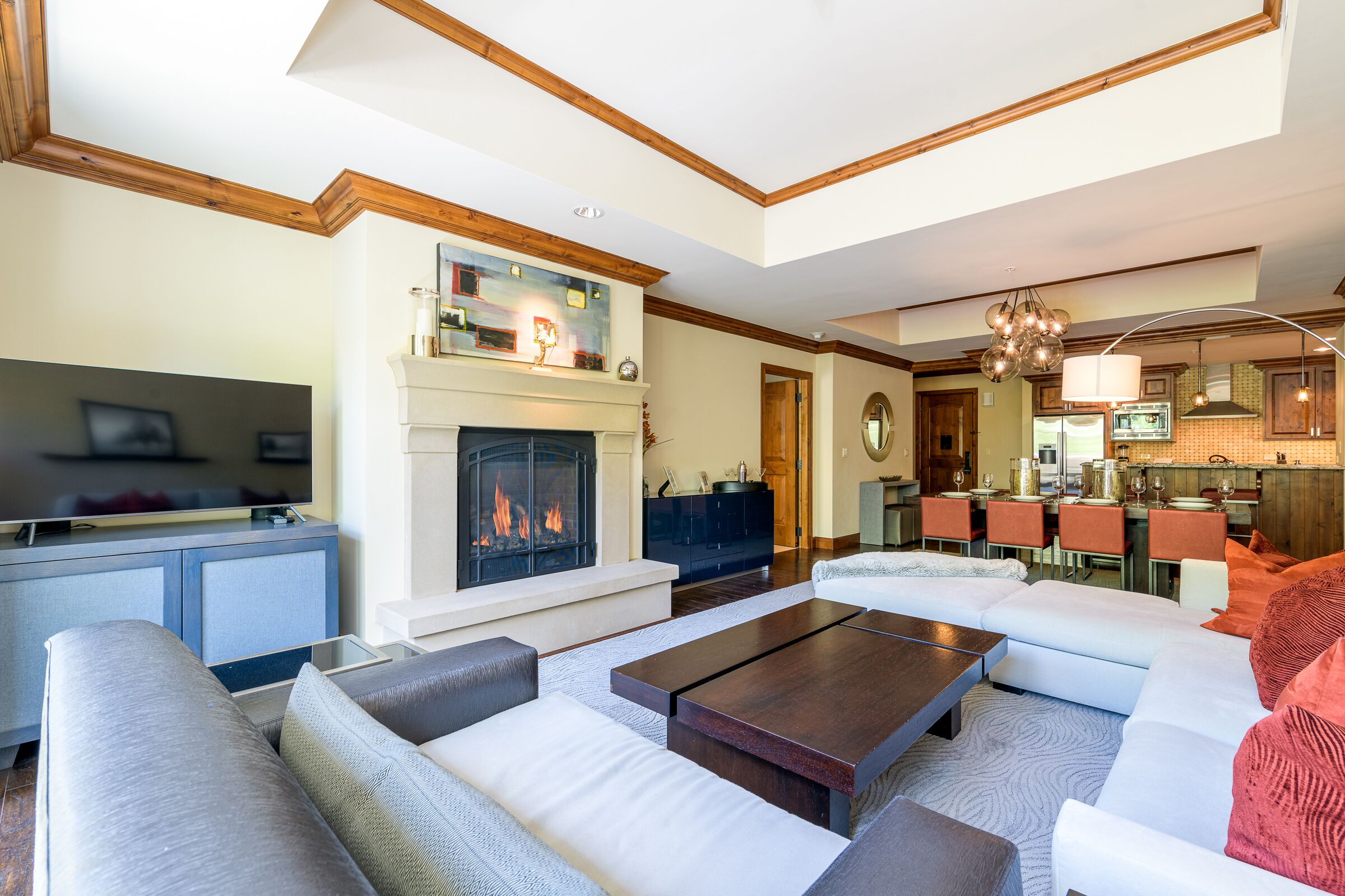 Luxe Ritz-Carlton Residence by InvitedHome | Private Ski Shuttle, Hot Tub, Pool