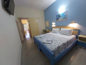 Family Room - Flamingo Apartments by CorfuEscapes (Corfu)