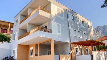 Front of property – evening/night