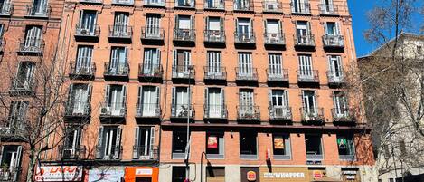 Majoituspaikan julkisivu