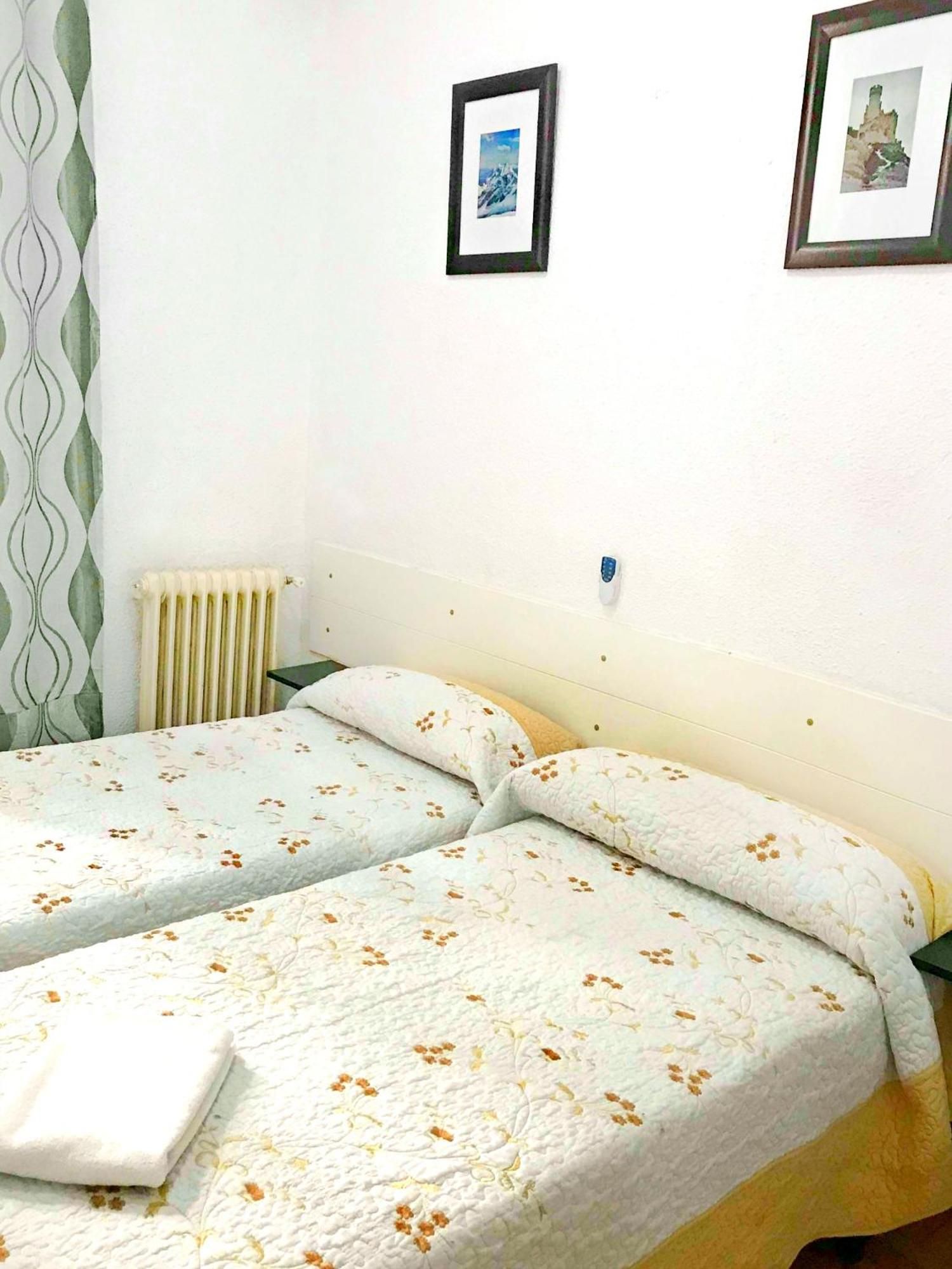 Foto - Hostal Los Arcos