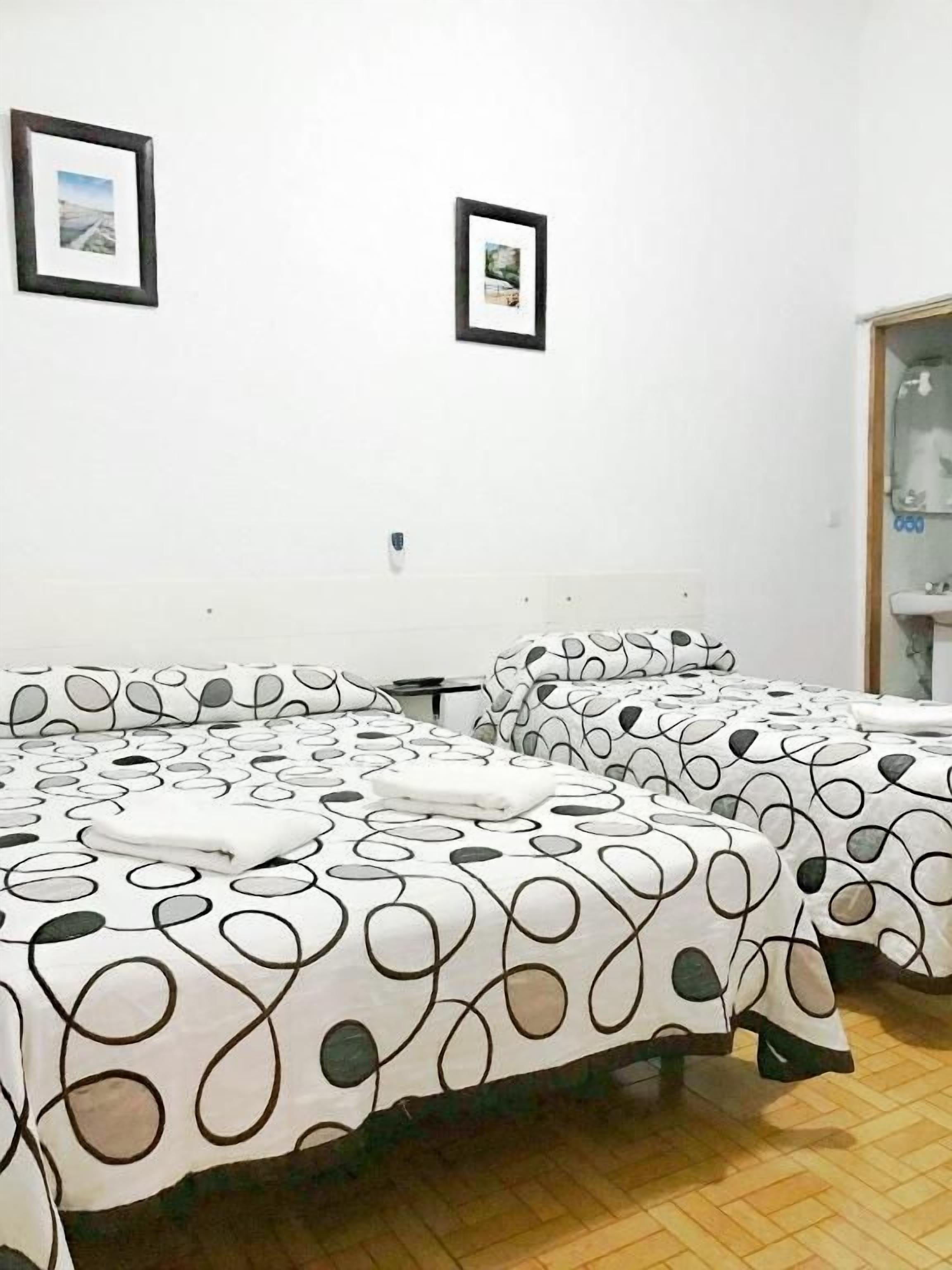 Foto - Hostal Los Arcos