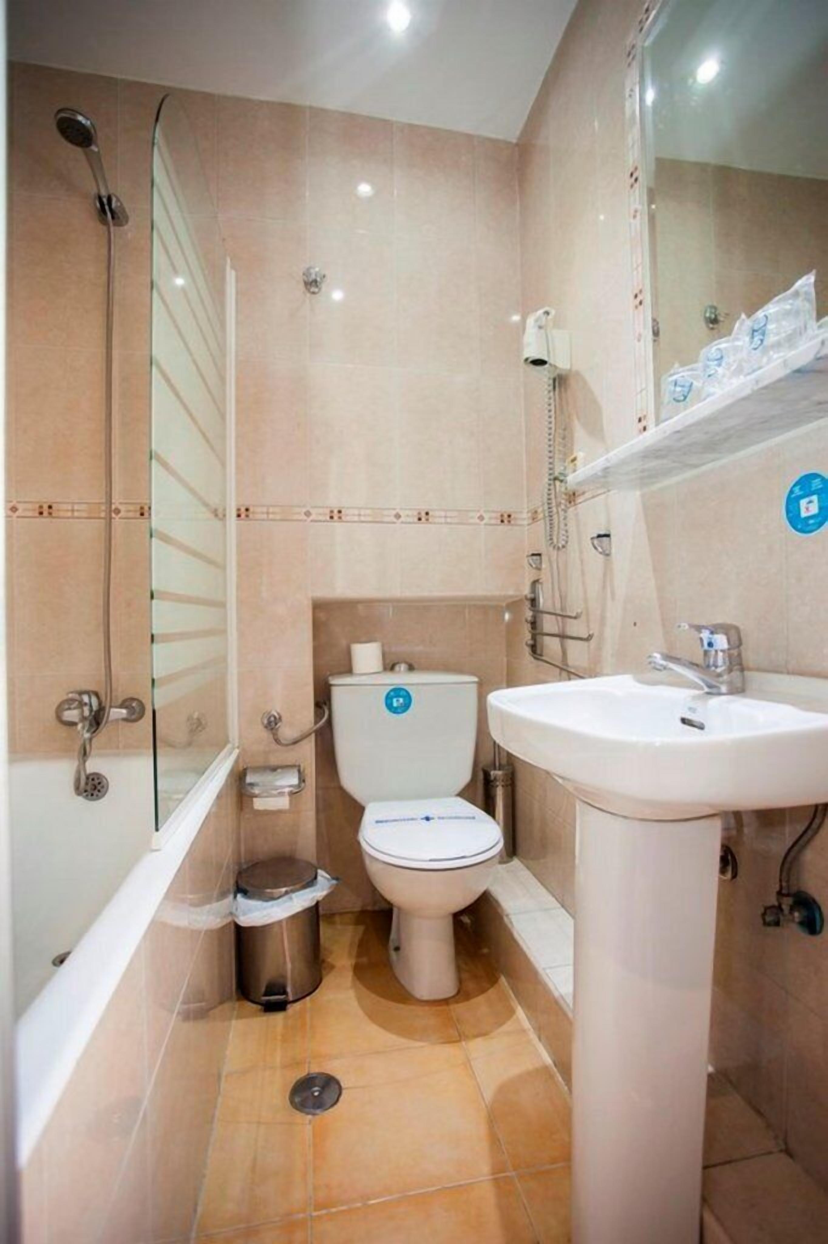 淋浴設備、淋浴花灑、毛巾