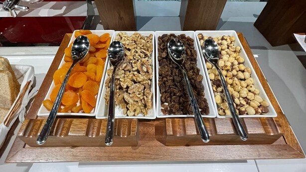 Frokostbuffé hver dag (mot et tillegg)