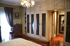 7 bedrooms, individually decorated, individually furnished, desk - CASA RURAL PALACIO DE BELASCOÁIN (Belascoáin)