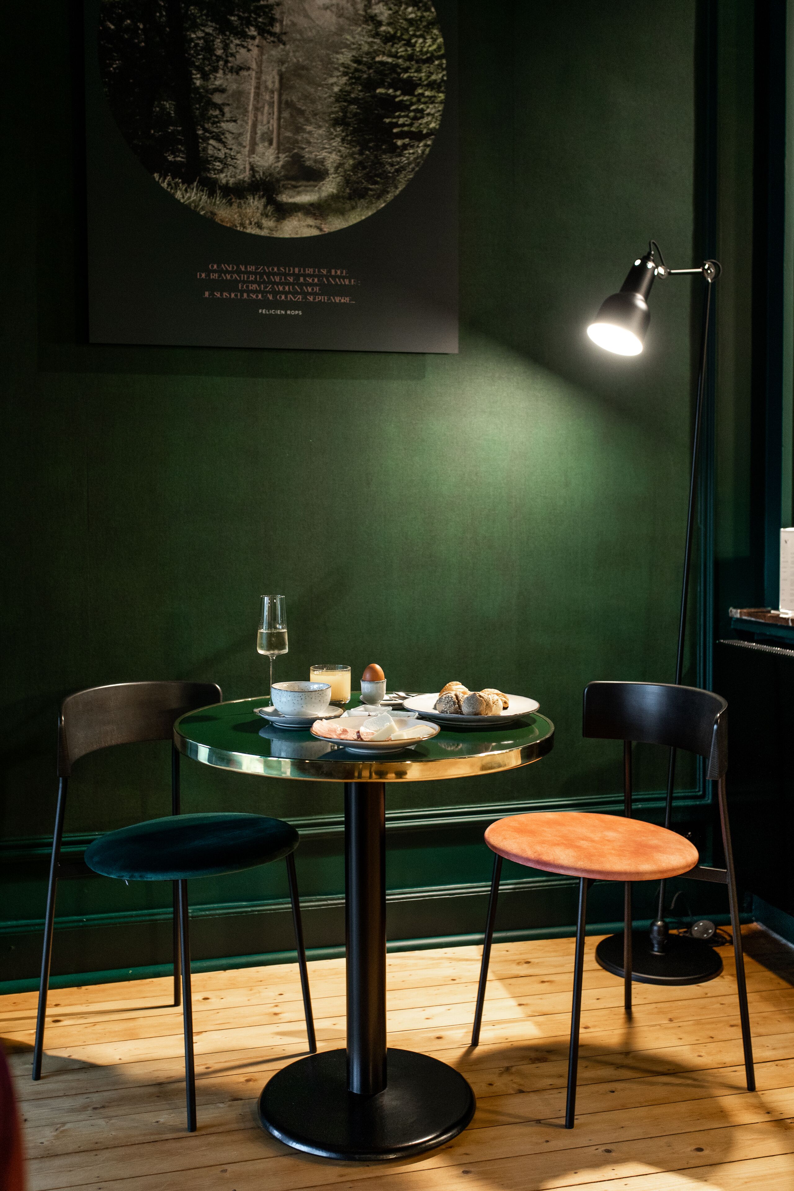 Petit déjeuner buffet (20 EUR par personne)