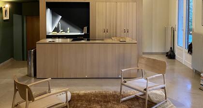 Villa au dessus des vignes avec piscine