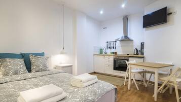 2 Schlafzimmer, Bügeleisen/Bügelbrett, Internetzugang, Bettwäsche