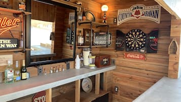 Bar (en el alojamiento)