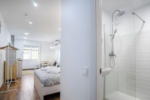 2 Schlafzimmer, Bügeleisen/Bügelbrett, Internetzugang, Bettwäsche