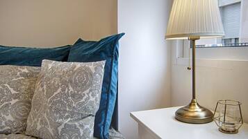 1 soveværelse, strygejern/strygebræt, internetforbindelse, sengetøj