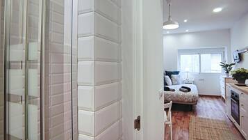 1 soveværelse, strygejern/strygebræt, internetforbindelse, sengetøj