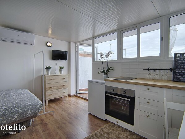 1 chambre, fer et planche à repasser, accès Internet, draps fournis