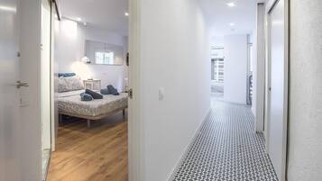 1 bedroom, iron/ironing board, internet, bed sheets