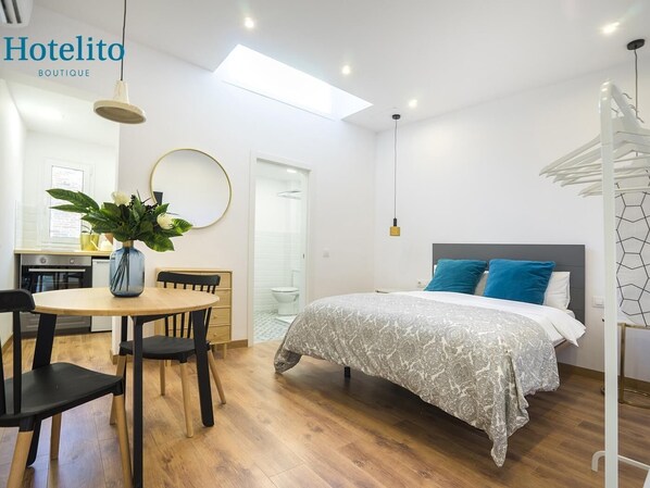 1 quarto, ferros/tábuas de passar roupa, acesso de cortesia à internet