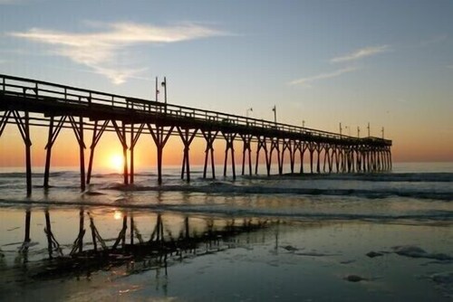 BOOKING NOW FOR YOUR NEXT VACAY. QUIET LOCATION: SUNSET COTTAGE 1 of 2!