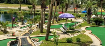 BOOKING NOW FOR YOUR NEXT VACAY. QUIET LOCATION: SUNSET COTTAGE 1 of 2!