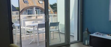 تلفزيون، كُتُب