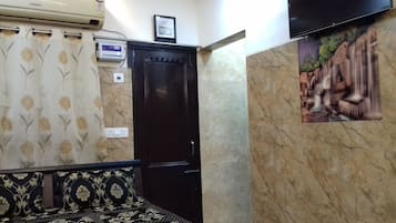 1 bedroom, WiFi