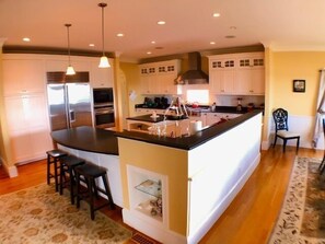 Fridge, microwave, oven, stovetop - Waterfront Grandeur on Bayview Beach (2198) (West Yarmouth)