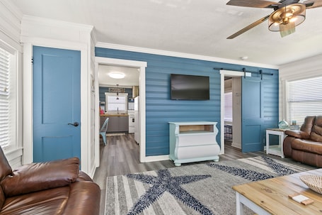 TV. Beautiful coastal home recently renovated and ready for travelers