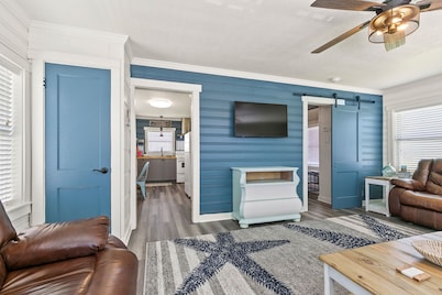 Beautiful coastal home recently renovated and ready for travelers 