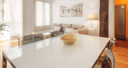 Old Town Center: Origins and Tradition.