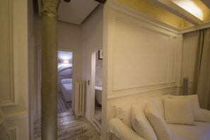 2 chambres, fer et planche à repasser, accès Internet, draps fournis