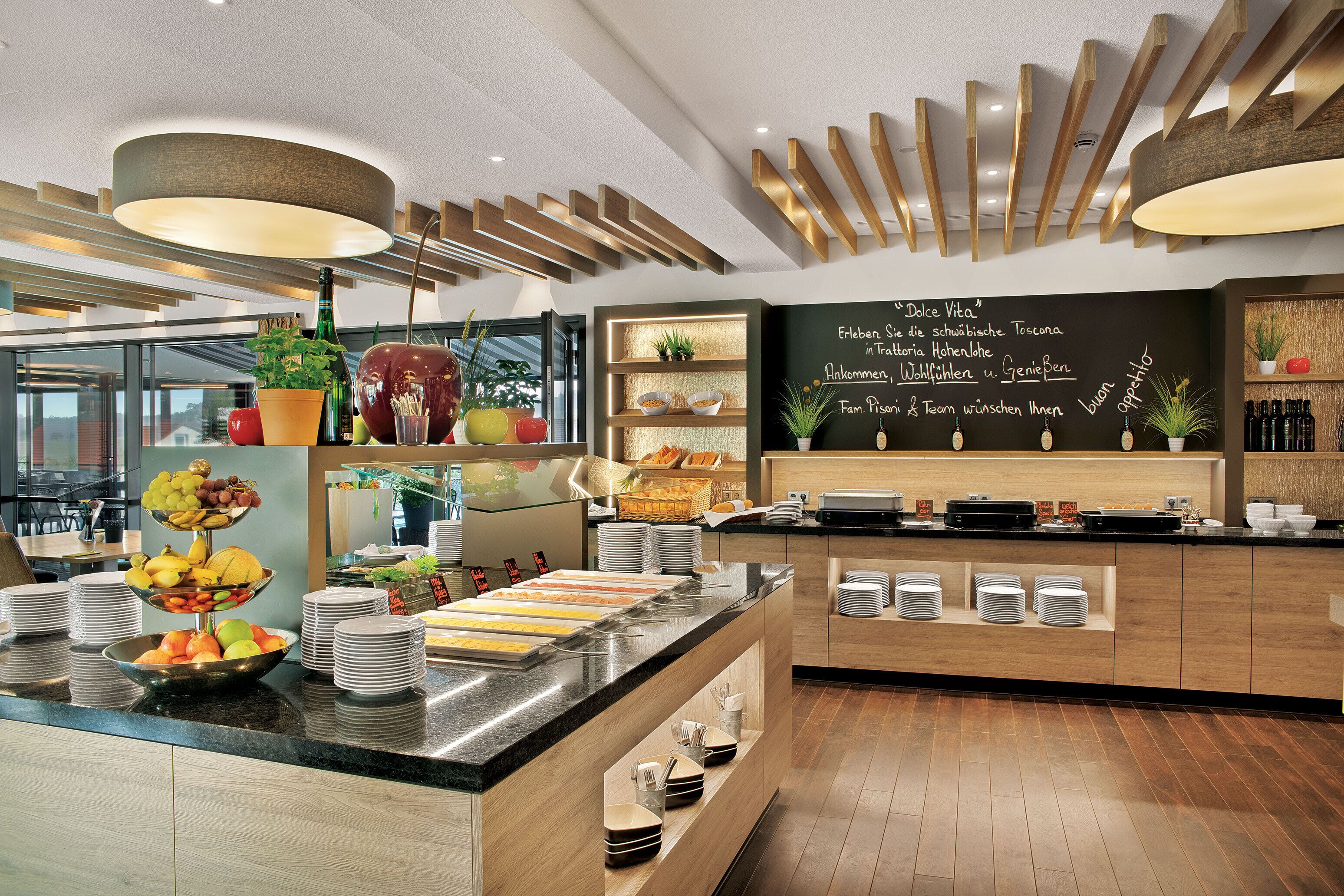 Tägliches Frühstücksbuffet gegen Gebühr