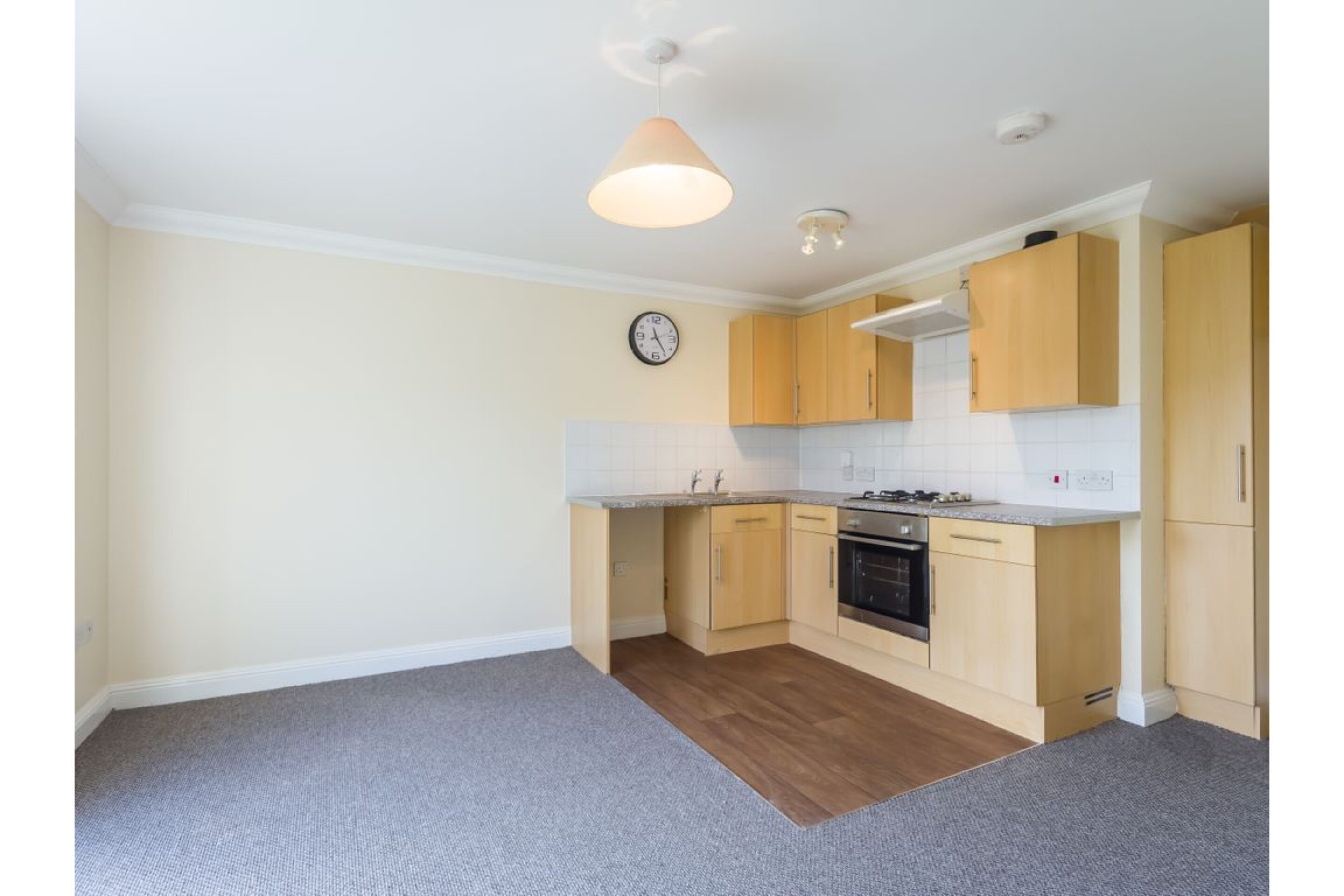 Apartment, 1 Bedroom (2 Guests) | Private kitchen | Fridge, microwave, stovetop, coffee/tea maker