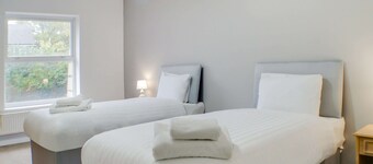OYO Dayz Away Lodge