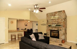 Smart TV, fireplace, Netflix, books