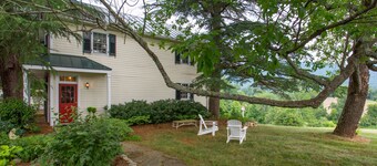 Ramsay Estate | Carriage House w/ Mountain Views