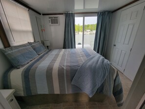 2 bedrooms, free WiFi