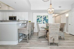 Family Condo, 2 Bedrooms | Private kitchen | Full-size fridge, microwave, oven, stovetop - The Palms of Destin by Compass Resorts (Destin)