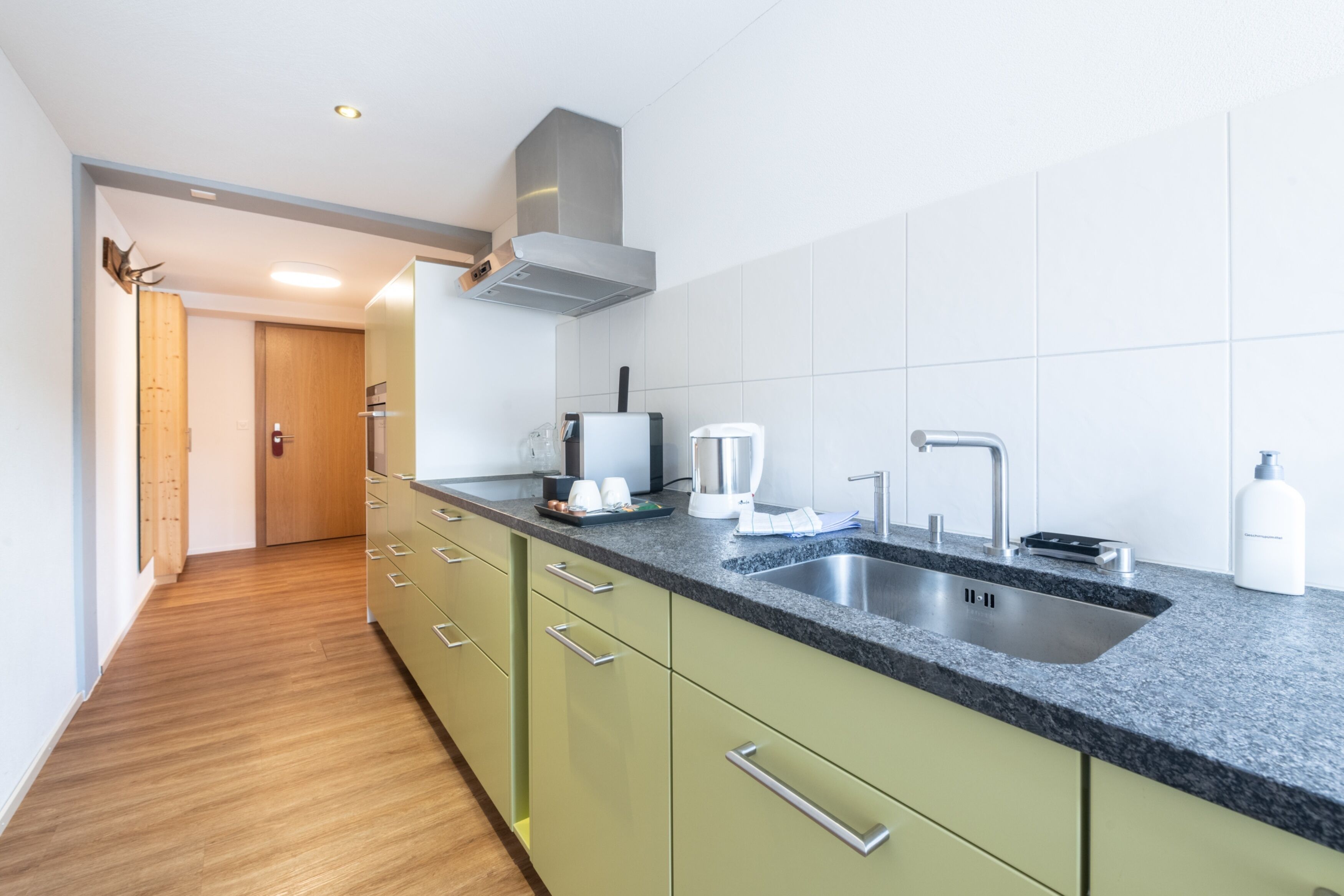 deluxe double room | private kitchen
