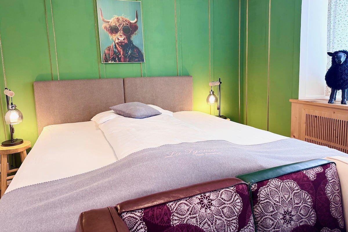 Standard Single Room | In-room safe, individually decorated, individually furnished, desk