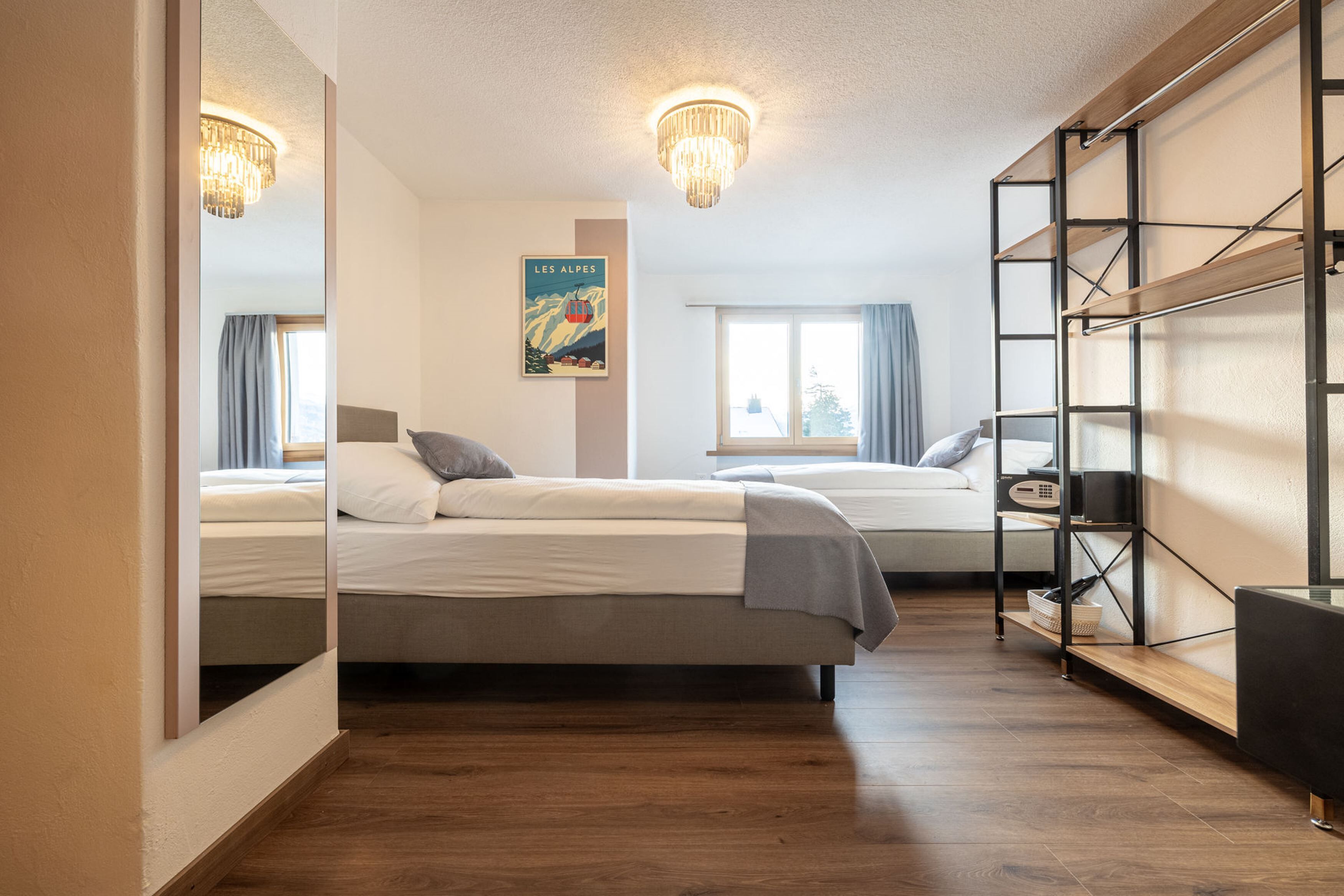 standard double room | 2 bedrooms, in-room safe, individually decorated, individually furnished