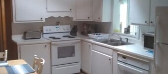 *** SPECIAL WEEKLY AND WEEKEND RENTALS! NEGOTIABLE! PLEASE INQUIRE! ***