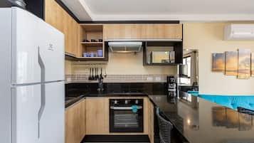Moderno e Tranquilo - Studio no Centro - AYN031 | Private kitchen | Microwave
