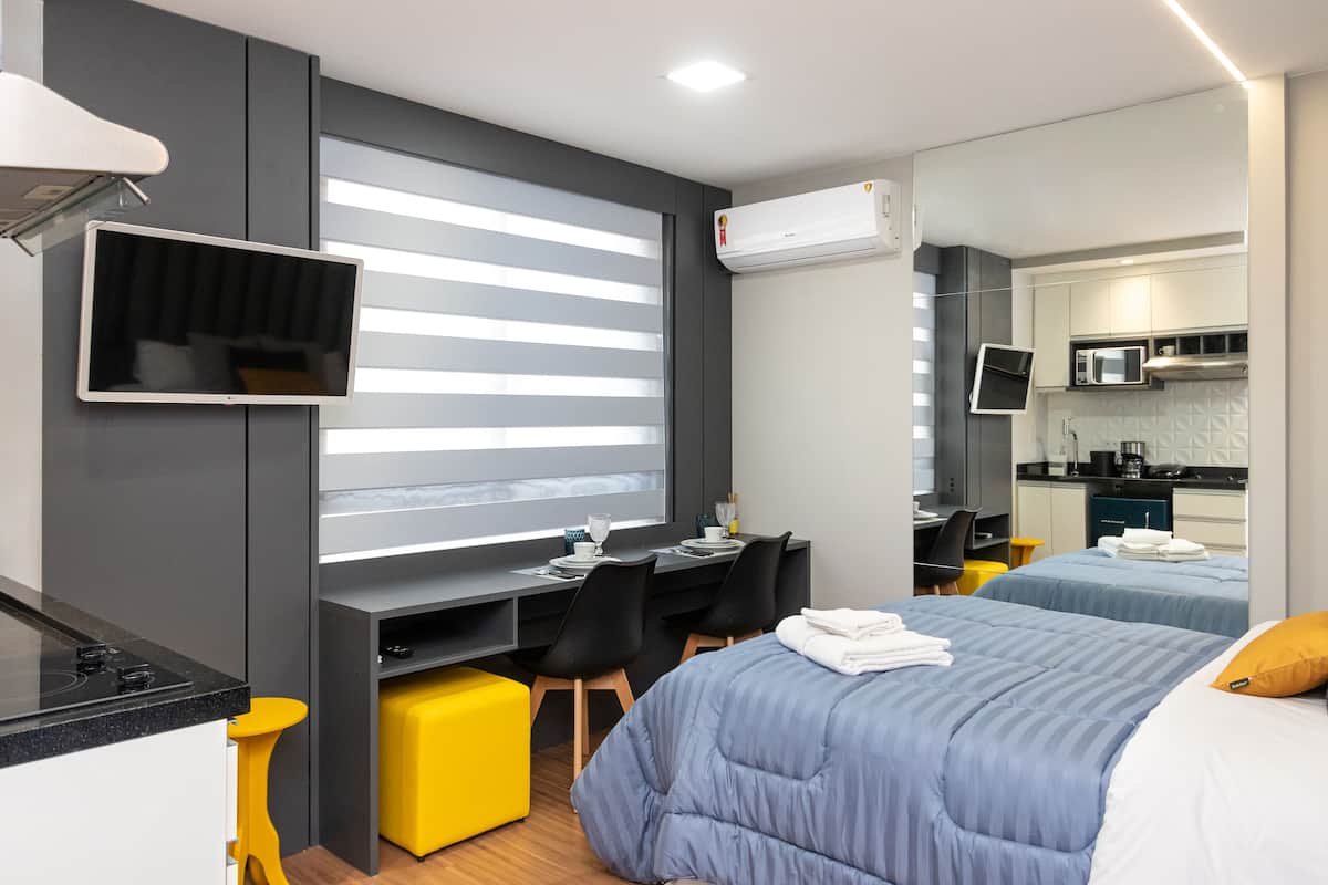 Studio Moderno excelente localização - AYN040 | 1 bilik tidur, langsir/tirai gelap terus, kalis bunyi, Wi-fi percuma