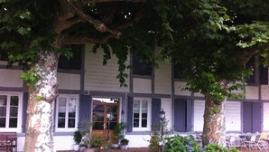 Front of property - Entre Mer et Pins (Saint-Julien-en-Born)