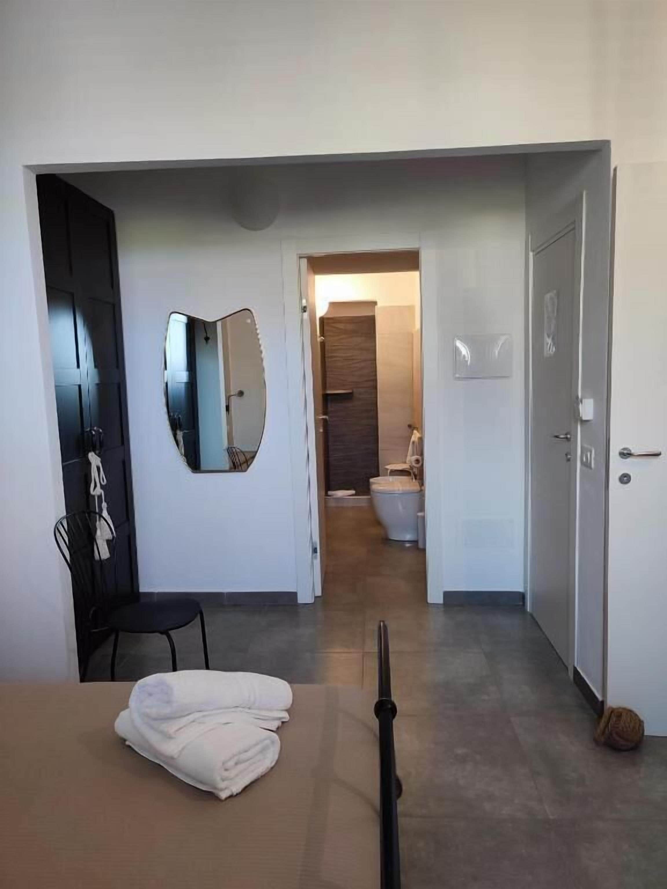 Deluxe-Vierbettzimmer, Verbindungszimmer, Poolblick | Hochwertige Bettwaren, Pillowtop-Betten, Minibar, individuell dekoriert