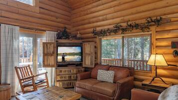 TV, fireplace, ping pong