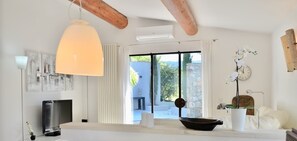 Smart TV, DVD player, books, music library