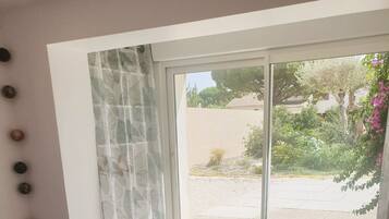 4 Schlafzimmer, Bügeleisen/Bügelbrett, Reisekinderbett, kostenloses WLAN